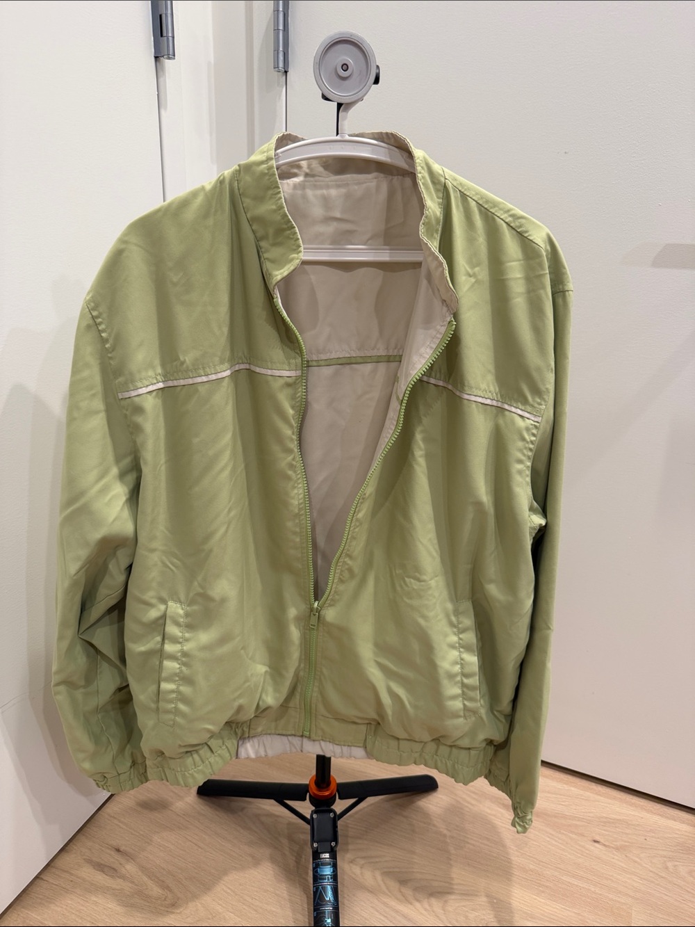 Men's Lightweight Lime Green Zip-Front Jacket
